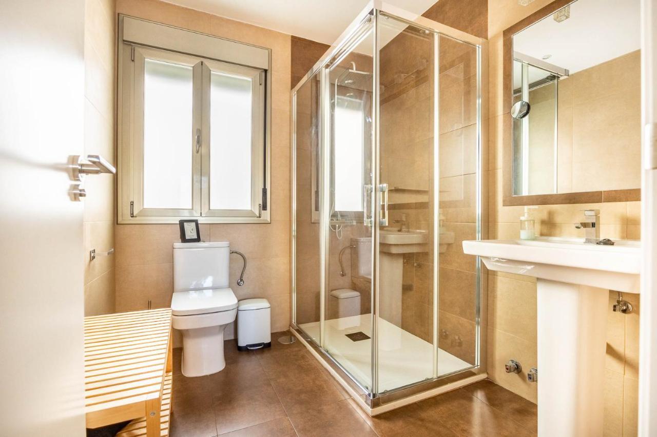 Atico Fortaleza Ii En El Casco Antiguo De Triana Appartement *